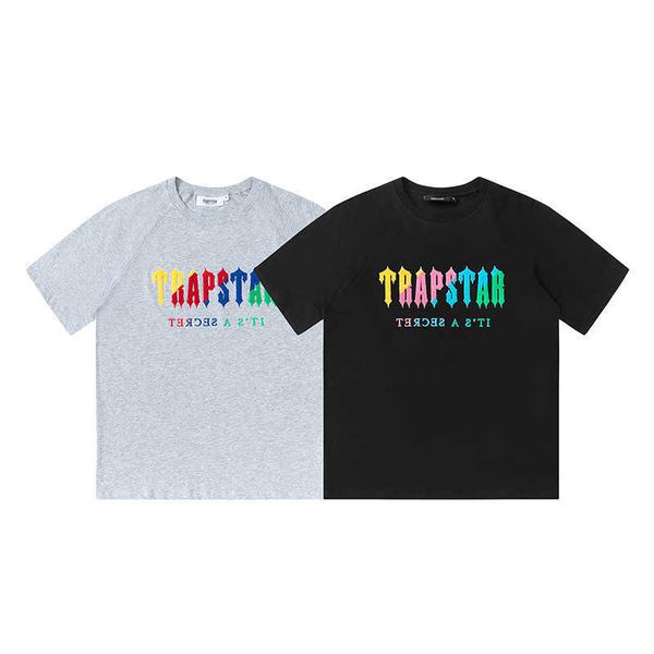 Tasarımcı Moda Giyim Tees Tshirt 2023 Yaz Trapstar Renkli Harf Havlu Nakış T-shirt Amerikan Casual High Street Gevşek Kısa Kollu T-shirt Satılık