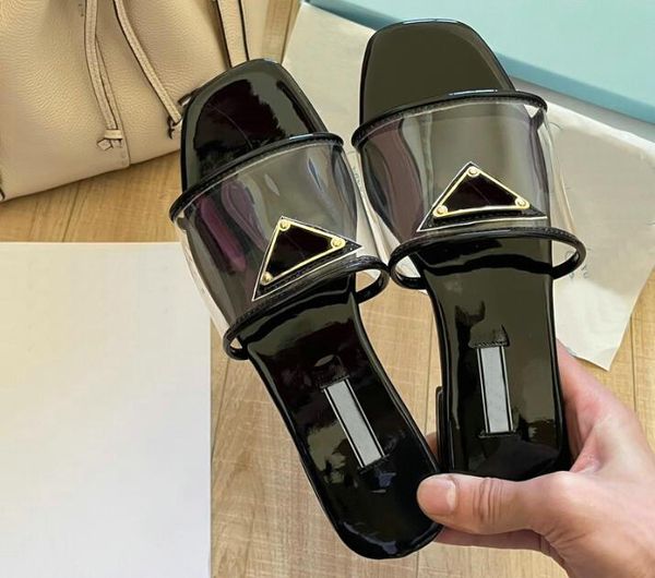 Mulheres chinelas de areia plana casa PVC Banheiro de banheiro transparente Blooms de gerânio Sandálias estampas de sandálias Flip Flops Luxury Sandales Slides de verão Tamanho 35-42