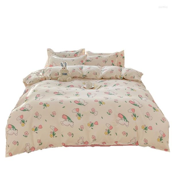 Conjuntos de roupas de cama Cama de algodão lavada Conjunto de quatro peças de verão escovado pequeno aluno fresco dormitório