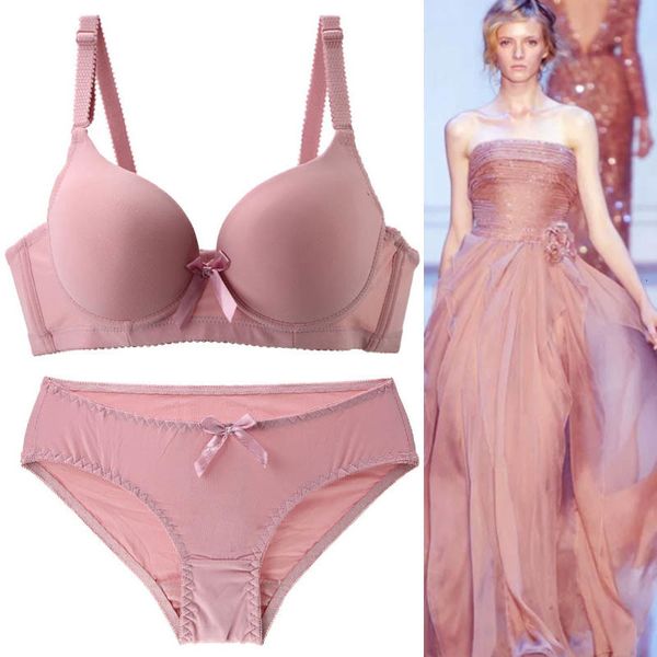 Set di reggiseni New Sexy 34-42 BC Set di reggiseni per le donne Reggiseno Rosa Rosso Blu Beige Mutandine nere Intimo Plus Size Lingerie 230505