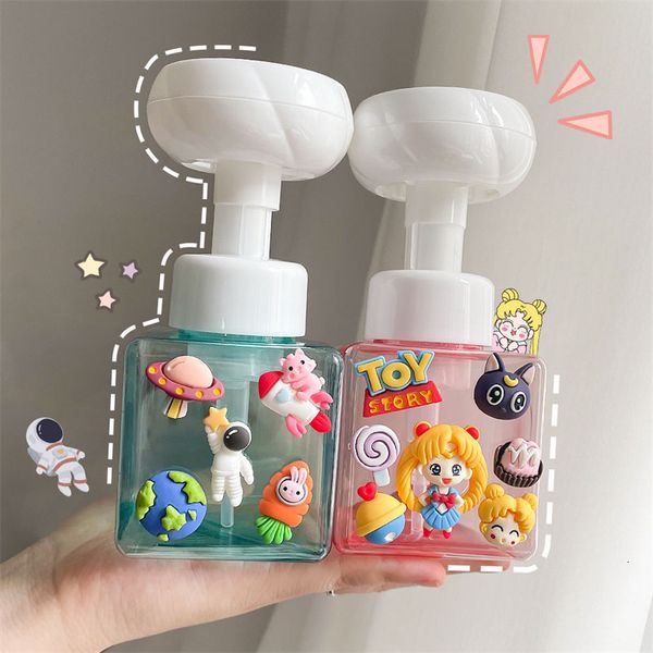 Dispenser di sapone liquido Cartoon Flower Bagno Pompa Bottiglia Per uso domestico INS Candy Plastic Cute Children Adult Squeeze lotion 350ml