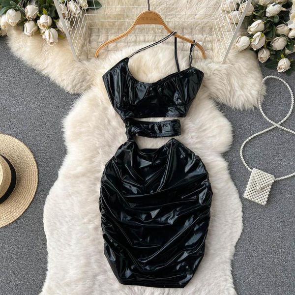 Повседневные платья Европа и дизайн Соединенных Штатов Shiny Hollow Backlest Bralette Bralette Vishing Neck Package Packe Sexy Girl Платье