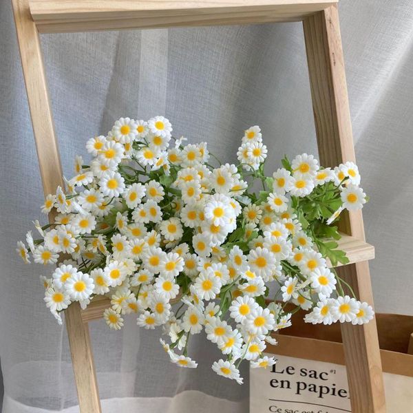 Flores decorativas 30/53cm Little Daisy Chamomile Flor Artificial Flow