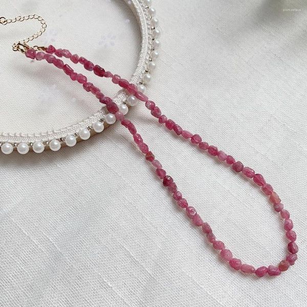 Girocollo Elegante collana di tormalina rosa naturale per le donne Gioielli da sposa Pietra di ghiaia grezza irregolare Cristallo rosato Collier Femme