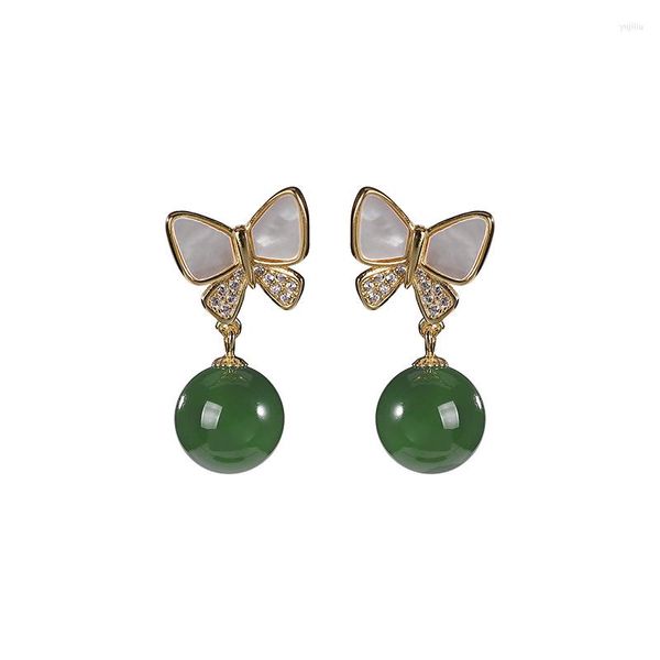 Brincos de garanhão S925 Prata esterlina prata banhada a ouro Hetian jade retro fresco briol de borboleta pingente para mulheres