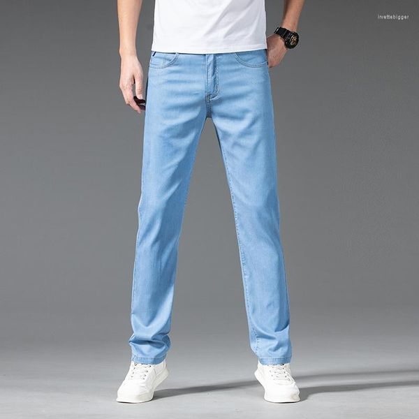 Jeans da uomo in tessuto di seta di ghiaccio estivo pantaloni da uomo dritti e sottili da lavoro casual classici pantaloni elasticizzati blu cielo pantaloni di marca maschile