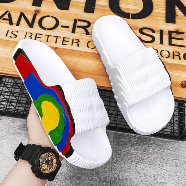 Slippers Summer Men Slippers Женщины на открытом воздухе пляжные туфли толстое нижнее внутреннее ванная комната для ванной комнаты без скольжения.