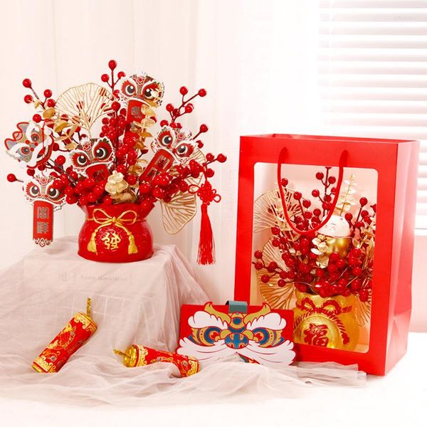 Fiori decorativi Simulazione Agrifoglio Frutta rossa Decorazione cinese 2023 anni Regali festival di primavera Set di secchi per benedizione di fiori artificiali fai-da-te