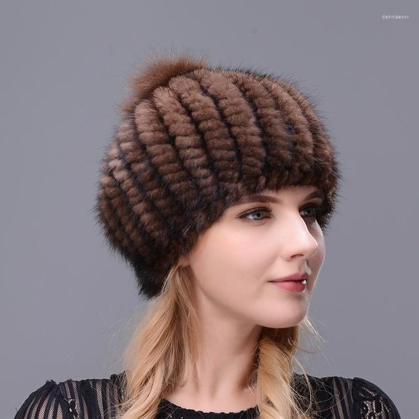 Boinas 2023 vendendo chapéu de inverno feminino e quente e triturador natural com grande pompom na boina superior