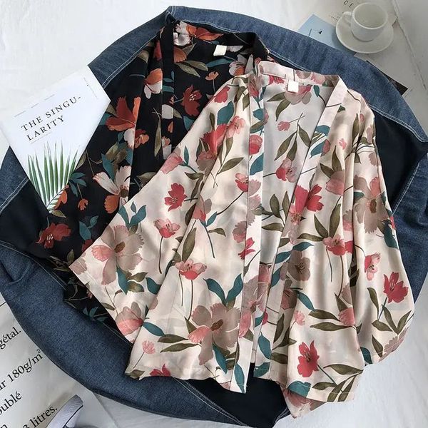 Camas de chiffon de roupas de banho feminina de verão ladras camisas florais blusas bohemia lenço de praia vestido de quimono para mulheres maiô 230505