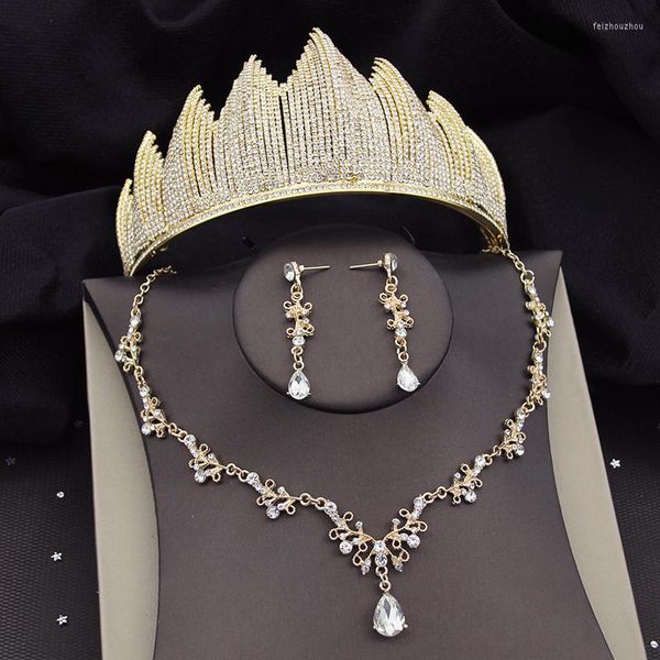 Brincos de colar Conjunto de vestidos de noiva Tiaras para mulheres Crown Brides Bride Costume Acessórios