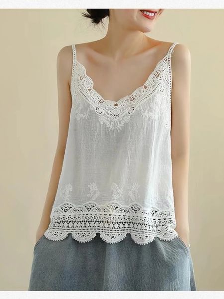 Camisoles Tanks Hollow Lace Camisole Shirt Female Loose Simple Inner Base Shirt Top Sleeveless Tank Top Sexy Women T Shirt Vest Tank Tops White 230506