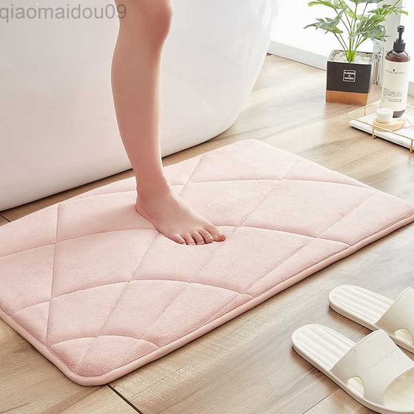 Luxor Home Memory Foam Bath Mat - Non-Slip, Washable, Modern Design for Bathroom & Toilet Floor - Comfortable and Safe Use.