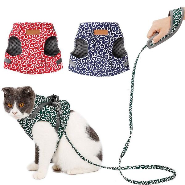 Leva inbepet arnês para gatos à prova de fuga com trela grande ajustável jaquetas para caminhada de gatos colete acolchoado com padrão de grama tang verde azul