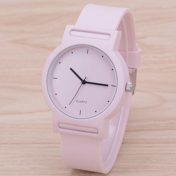 Armbanduhren Mode Einfache Quarzuhren Frauen Koreanische Rosa Silikon Gürteluhr Geschenk Tropfen