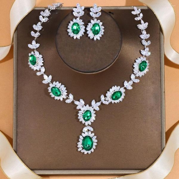 Collana Orecchini Set Stonefans Eleganti set di zirconi a foglia per le donne Regalo di Natale Abito da sposa da sposa in cristallo verde