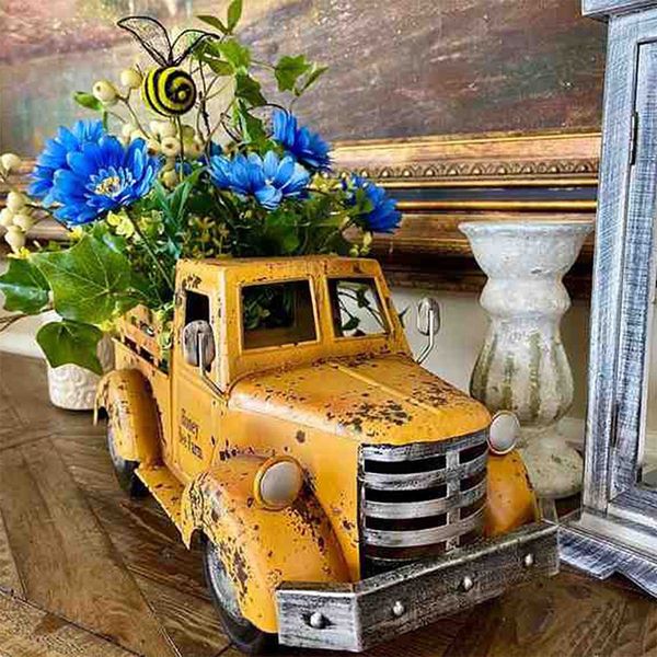 Cuscino Cuscino decorativo Retro Mini camion Vasi da fiori Statua Room Decor Pickup Vaso di fiori Ornamento Micro paesaggio Resina Arte Artigianato Decorazioni per la casa Lusso 230505