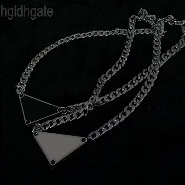 Metal Triangle Luxury Colar Girls Designer da moda judeu para mulheres Correntes estéticas Placadas de Hip Hop Double cor de cor de colares delicados ZB011 C23