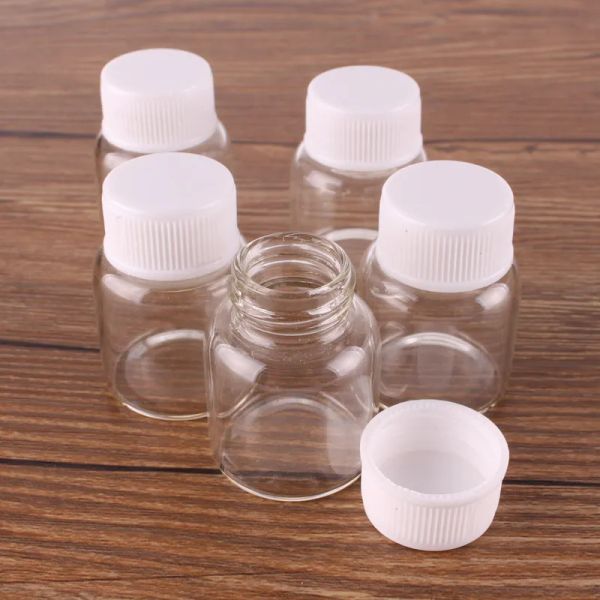 50 Stück 27 * 35 mm 8 ml transparente Glas-Parfüm-Gewürzflaschen mit weißem Kunststoff-Schraubdeckel Tiny Jar Vials DIY Craft