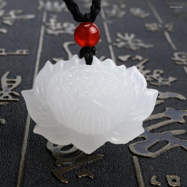 Kolye Kolyeleri Fyjs Eşsiz El yapımı Dokuma Beyaz Jades Graved Lotus Çiçek Kolye Kadın Mücevherleri
