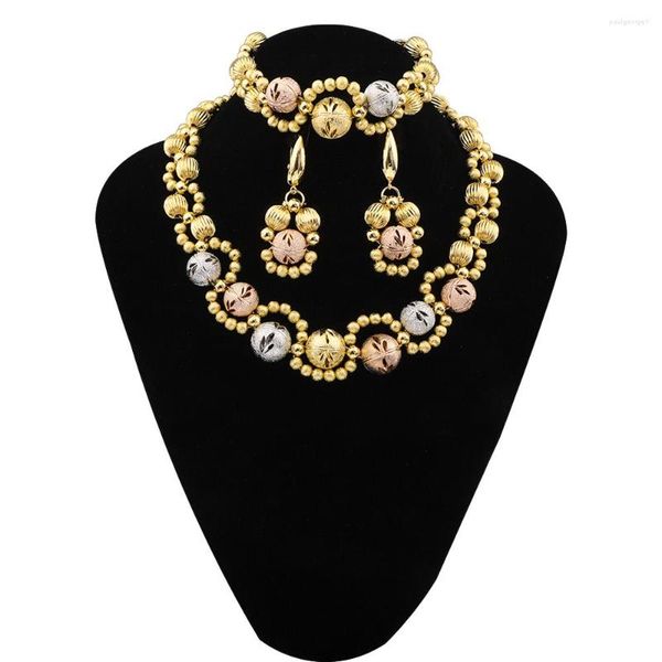 Collana Orecchini Set Motivo cavo Perline colorate Bracciale con ciondoli Gioielli da donna Accessori per anniversario di matrimonio di Dubai