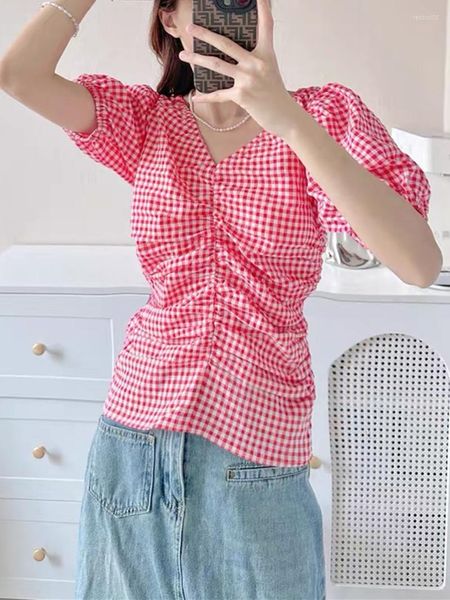 Blouses feminina Moda de verão Camisa plissada de manta vermelha para mulheres 2023 Blusa doce de manga de feminina de decote em V 2023