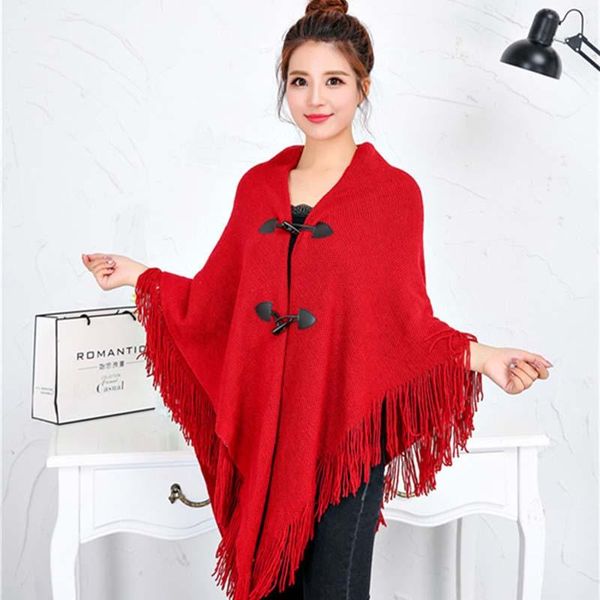 Sciarpe Poncho lavorato a maglia da donna Pullover in acrilico Autunno/Inverno Maglione casual Senza maniche Mantella solida Bottoni in corno femminile Vestiti da donna