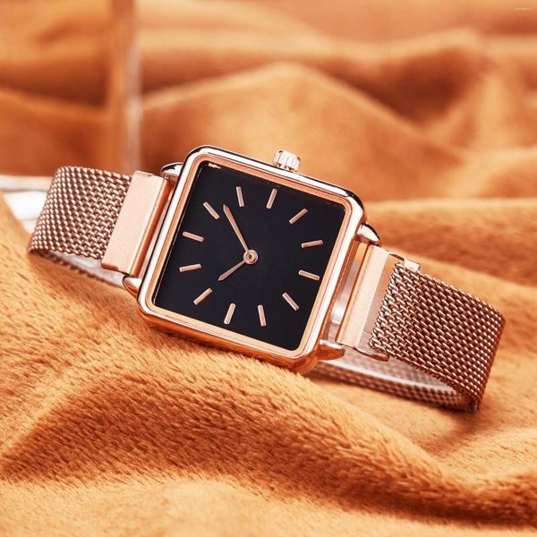 Нарученные часы Top Brand Simple Watch for Women Luxury Metal Square Dial Cial.