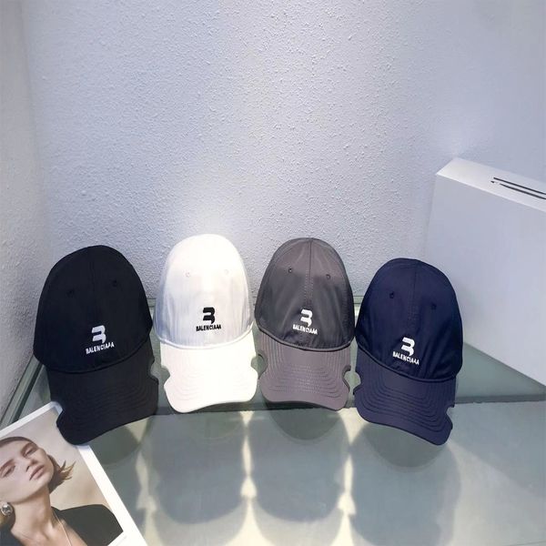 Katı Mektup Nakış Tasarımcı Top Cap Yaz Çift Açık Spor Tarzı Hızlı Kurutma Malzeme Güneş Koruma ve Havalandırma Casquette