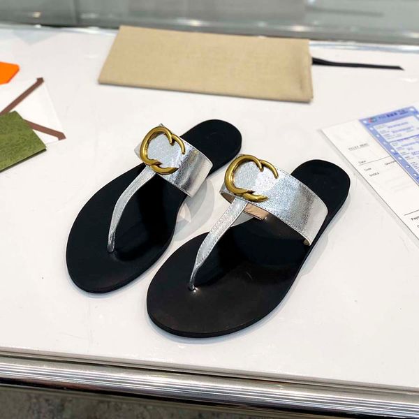 Novos flip-flops verão clip pés praia homens e mulheres fundo plano casal chinelos férias sandálias casuais sapatos de grife de luxo tamanhos 35-46 + caixa