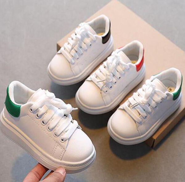 SCARPE OUTDOOR Kid Designers Sneaker per ragazze Sneaker casual Sneakers a colori solidi per bambini Sneaker di alta qualità per bambini di alta qualità