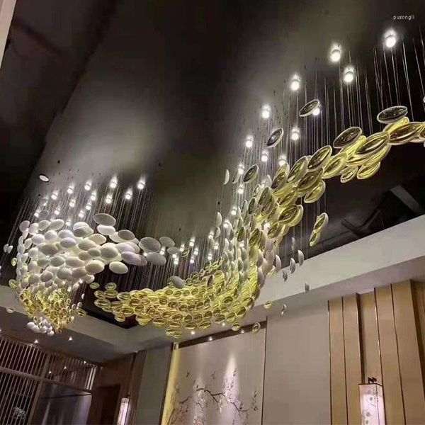 Lampade a sospensione su misura El Lobby Reparto vendite Sand Table Art Modeling Glass Dinosaur Egg Half Piece Lampadario decorativo per scale