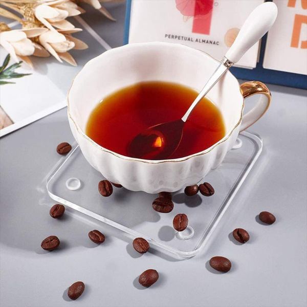 Tovagliette da tavolo 6 pezzi Isolamento termico Tazza antiscivolo Tovaglietta con angoli arrotondati Drink Bar Tappetino acrilico trasparente Decorazioni per la casa