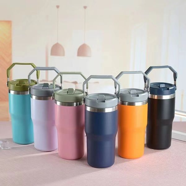 Thermos in acciaio inossidabile Tazza fredda Tazza portatile con coperchio in paglia per auto 20oz30oz nuova tazza per auto