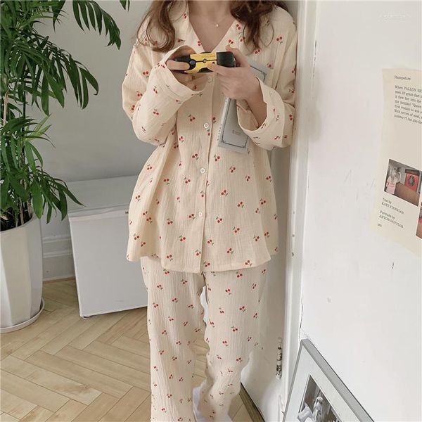 Abbigliamento per il sonno femminile Donne in cotone Crepe Piajama Set a doppio strato Garza Autunno inverno Stampa di ciliegia Home abbigliamento a due pezzi L631