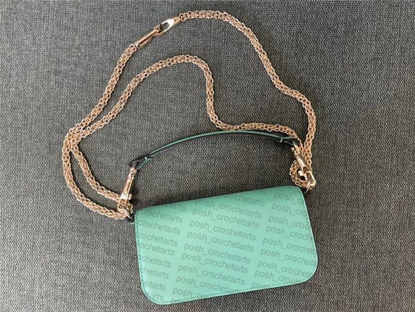 Bolsa de ombro de couro de bezerro com fivela de metal bling bling Bolsa de couro genuíno com corrente para bolsas femininas