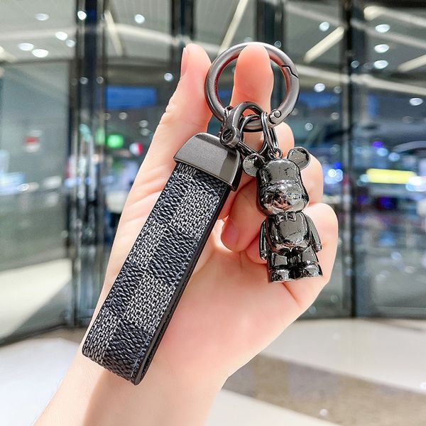 Tasarımcı Keychain Lüks Anahtar Zinciri Kadın Çanta Charm Cazibe Ayı Klasik Araba Anahtar Yüzüğü Erkek Yaratıcı Kolye Çift Hediye İyi Güzel