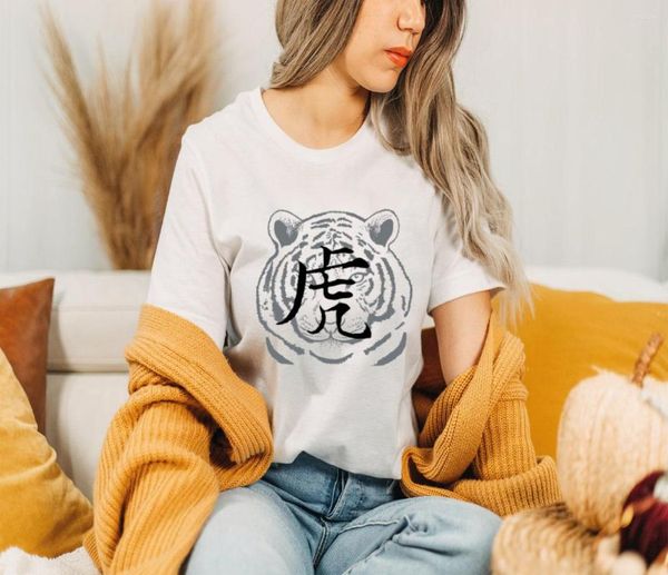 Damen T-Shirts Jahr des Tigers T-Shirt 2023 Chinese Shirs Happy Tee Damen Trendy Casual 90s Aesthetic Tops