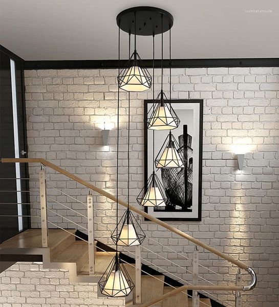 Kronleuchter Diamond Rotating Stairs Kronleuchter Nordic Postmodern Simple Loft Duplex Springendes Treppenlicht Langes Treppenhaus