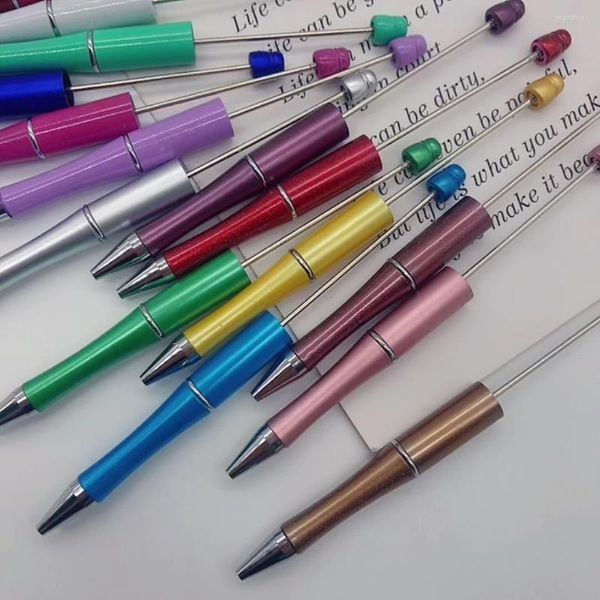 50pcs plástico beadível caneta caneta caneta para presente de bricolage para crianças estudantes material escolar Adicionar um miçangas decorativas