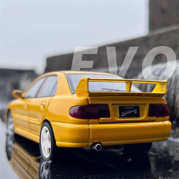 Diecast Model 1 32 Mitsubishis Lancer Evolution IX 3 Alloy Racing Car Model Diecast Simulation Metal Toy Sports Car Model Collection Kids Gift 230509