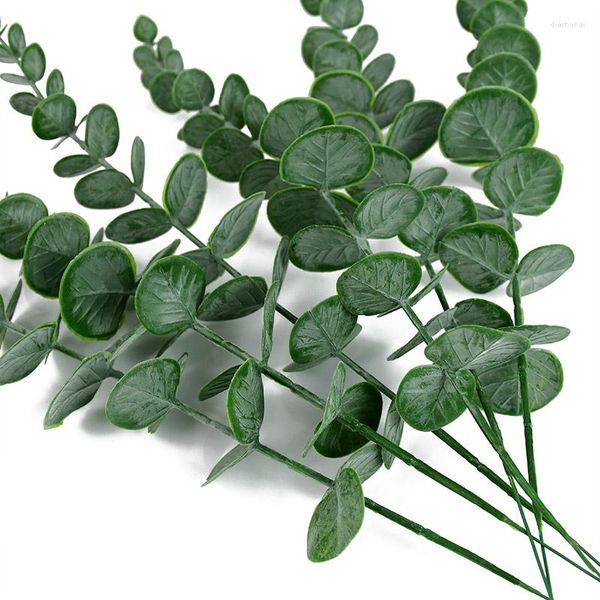 Flores decorativas 5pcs verde eucalipto folhas ramificação planta falsa para casa no jardim de casamento decoração de festas de festa guirlandas grinaldas artificiais