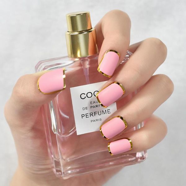 Unghie finte Short Square Matte Pink Gold Edge French Press su manicure fai da te punte riutilizzabili per nail art in acrilico