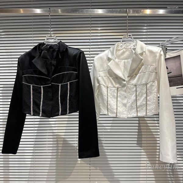 Jackets femininos 2023 Casaco chique da primavera para mulheres estilo clássico elegante socialite renda de renda de crochê camisa de traje de peito