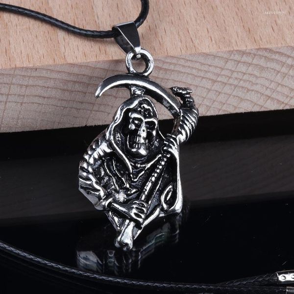 Catene Collana Gioielli Scheletro Morte Coltello Ciondolo Accessori fantastici Ragazzi Individuale Delicato Fascino di alta qualità Moda Catena semplice