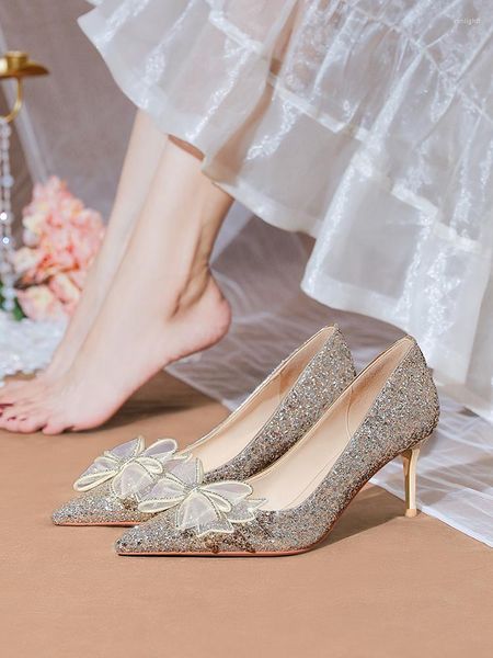 Elbise ayakkabıları Fransız düğün giyiyor kristal gelin 2023 Yüksek topuklu kadınlar evleniyor.