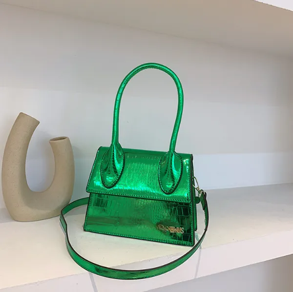 Borsa a tracolla alla moda di alta qualità in stile coreano Borse a tracolla stile Ins di moda brillante fresca per le donne all'ingrosso