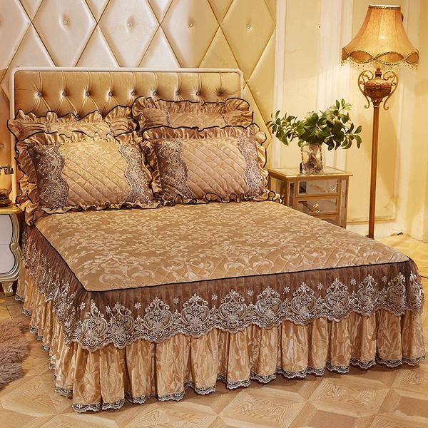 Saia de cama veludo de veludo acolchoado saia de cama travesseiros casas têxteis princesas grossas colchas de pomada de renda de colchão de colchão com algodão 230510