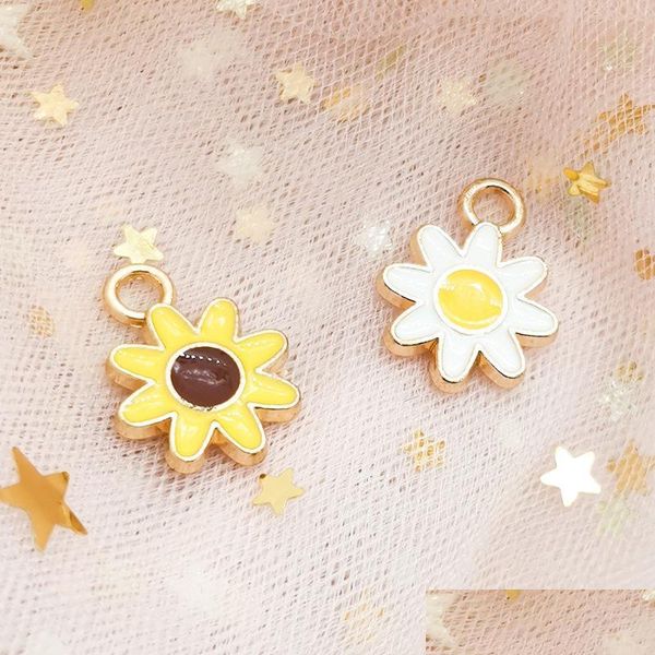 Charms 100 Pz / lotto Smalto Girasole Forma Lega Tono oro Orecchini con ciondoli Bracciale Collana Pendenti Gioielli Artigianato Goccia all'ingrosso Del Dhoac