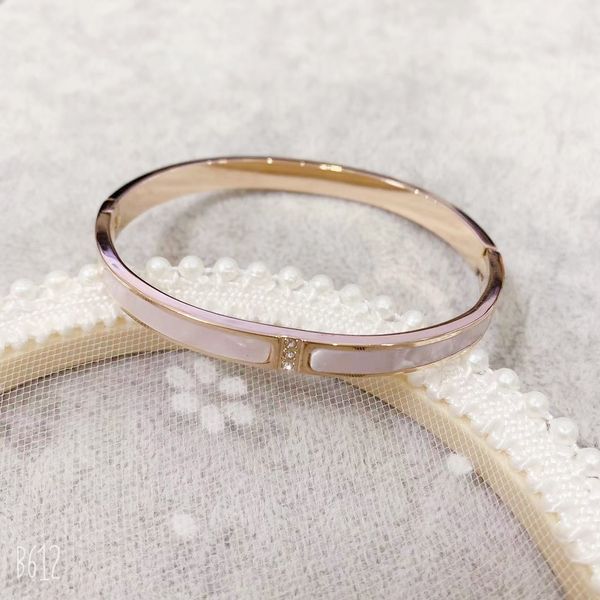 Оптовая титановая стальная браслет белый ракушка бриллиантовый браслет женский мода бестселлер проста и элегантный
